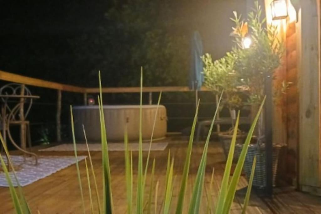 Insolite Kota Avec Spa Et Demi Bt De Champagne Offerte Ruch Exteriör bild